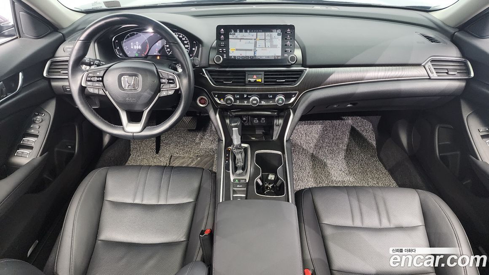 Honda Accord 10 Generation 1.5 Turbo (10.2021)