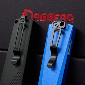 Две клипсы, два характера, две концепции