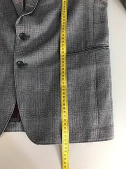 Пиджак в клетку, маркировка 170-100-88, визуально на 50 размер