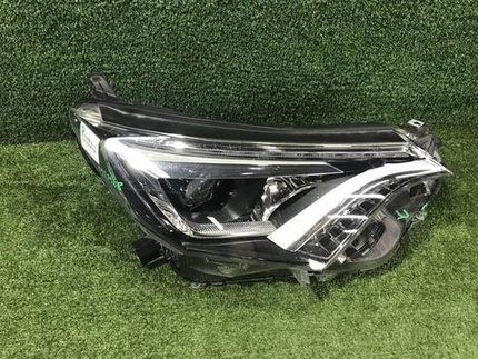 Фара правая Toyota RAV4 4 CA40 (2015-2019) LED