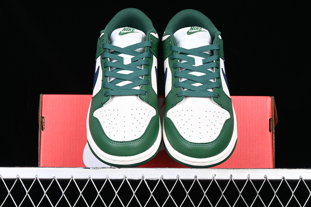 Nike Dunk Low Gorge Green