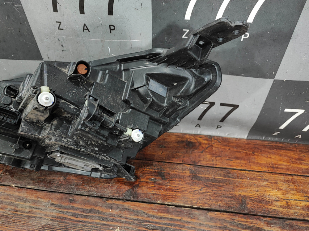 Фара правая LED Chery Tiggo 7 Pro 20-24 Б/У Оригинал 605000200AB