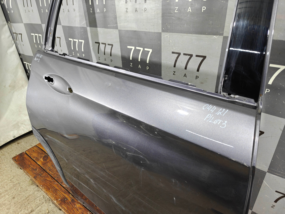 Дверь задняя правая Honda Pilot 3 (YF6) 15-22 Б/У Оригинал 67510TG7A00ZZ