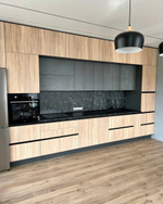 Современная кухня из ЛДСП Kronospan с фурнитурой Hettich