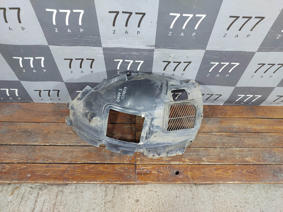 Подкрылок передний правый BMW 1-Series (F20) 11-19 Б/У Оригинал 51717260710