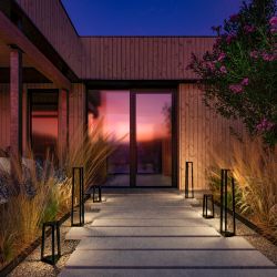 Уличный ландшафтный светодиодный светильник Maytoni Luft O466FL-L12B3K1