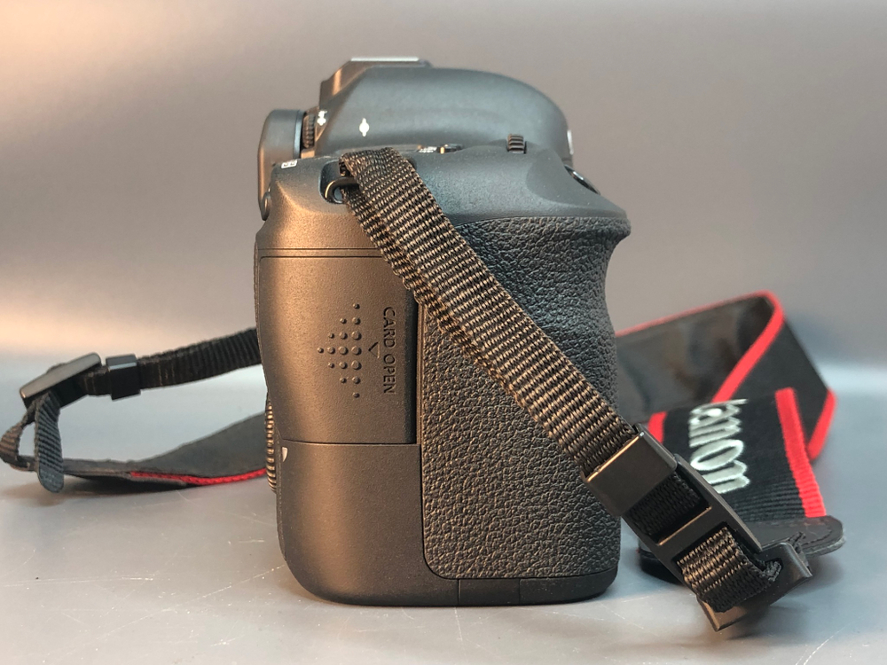 Canon EOS 6D, 1500 кадров пробега