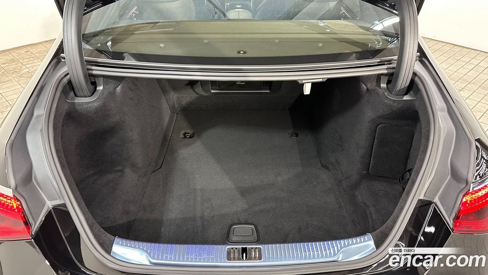 Mercedes-Benz S-Class W223 S500L 4MATIC (10.2023)