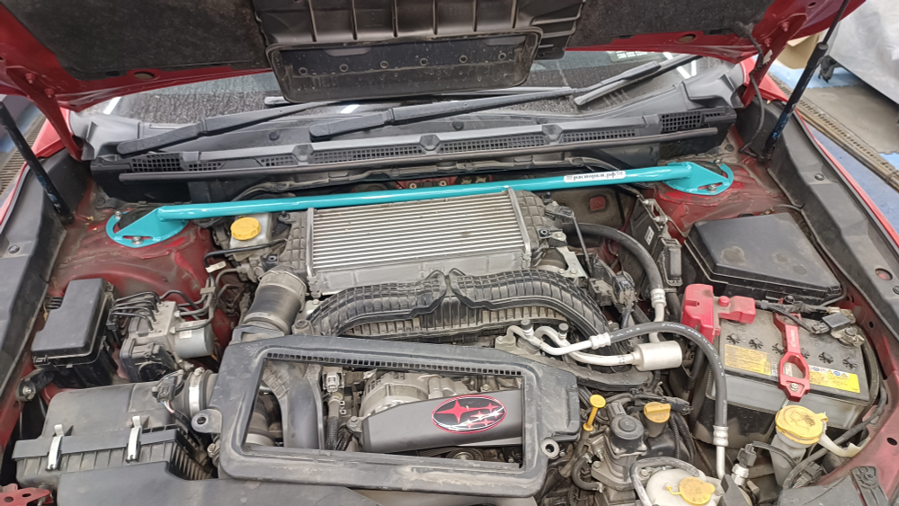 Распорка передних стоек (цельная) под правый руль Subaru Levorg 2 (VN)