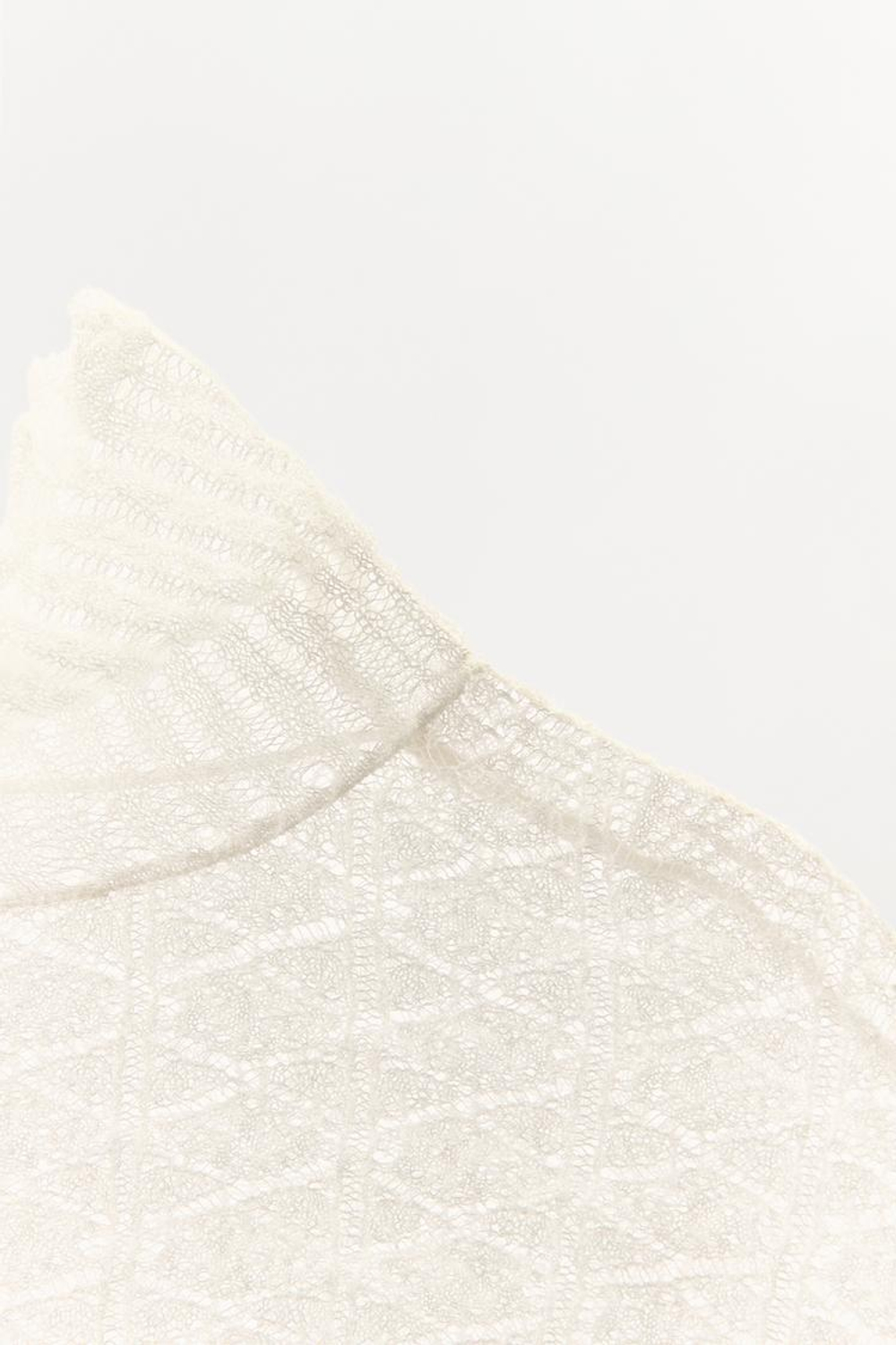 ZARA НАКИДКА С АЖУРНЫМ УЗОРОМ, БЕЛЫЙ