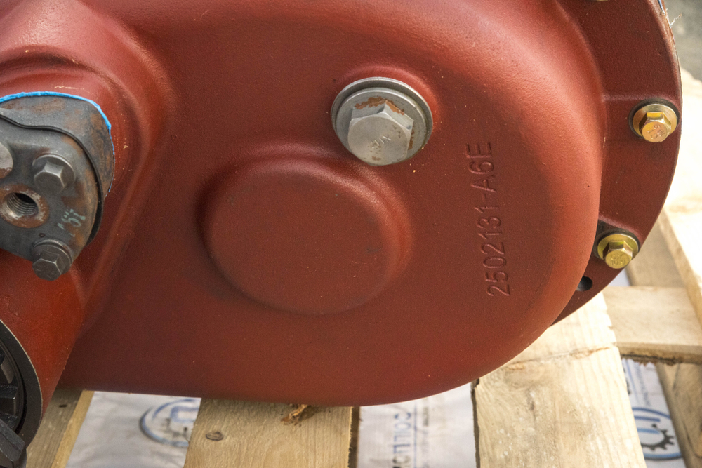 Редуктор среднего моста в сборе  2502010ВА6Е/С 18/27