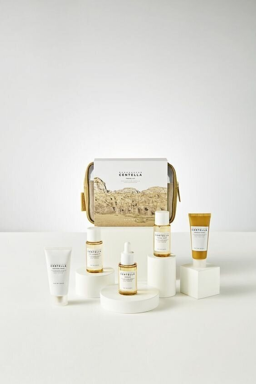 SKIN1004 Набор миниатюр дорожный с центеллой. Madagascar centella travel kit, 30*20*30*30*30 мл.