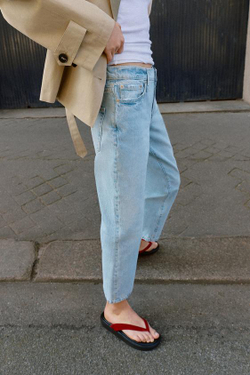 ZARA УКОРОЧЕННЫЕ ДЖИНСЫ Z1975 СО СРЕДНЕЙ ПОСАДКОЙ, ГОЛУБОЙ