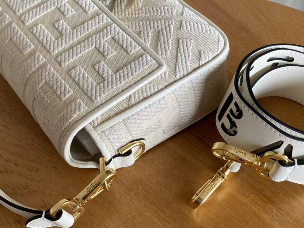 Сумка Fendi