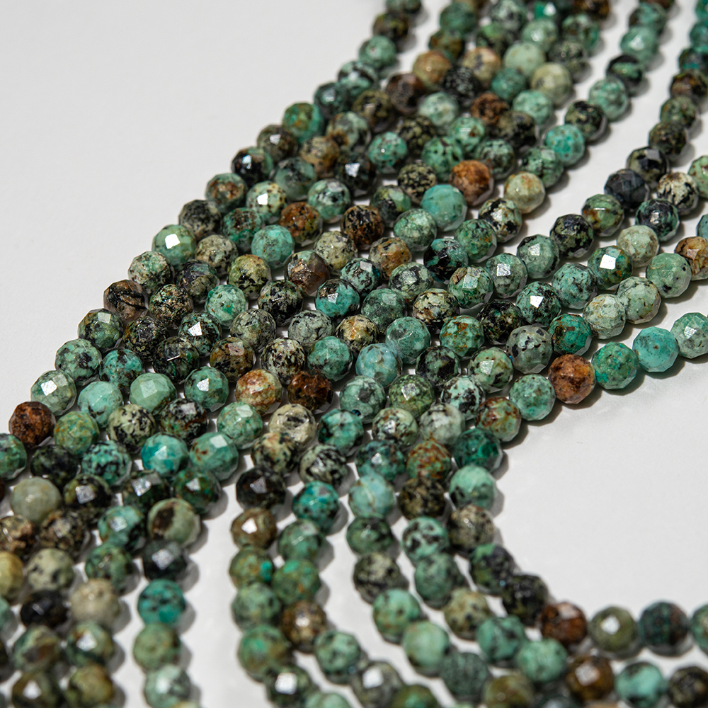 Хризоколла натуральная, 4мм, шар, микроогранка