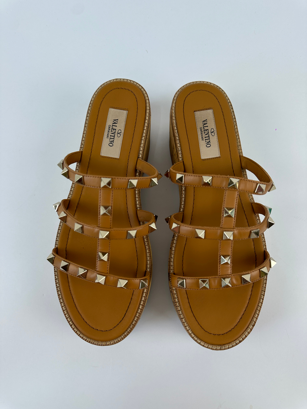 Сабо Valentino