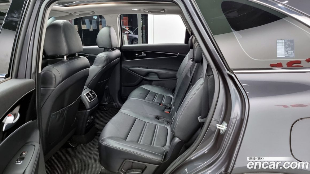 Kia The New Sorento Дизель 2.0 2WD (10.2019)