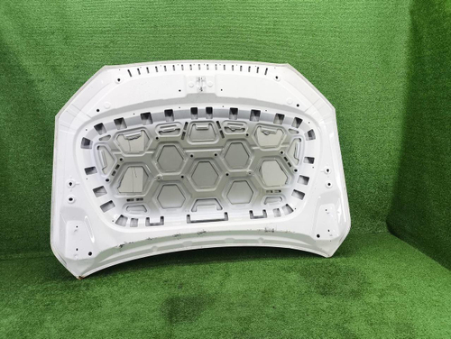 Капот Geely Monjaro (2021-н.в.)