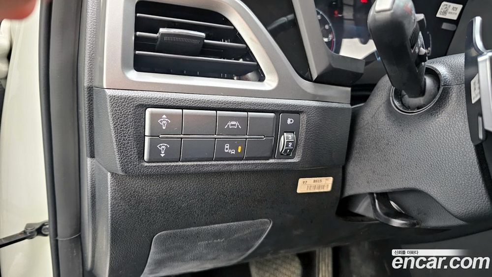 KG Mobility (Ssangyong) Beautiful Korando Бензин 1.5 2WD C5 (12.2020)