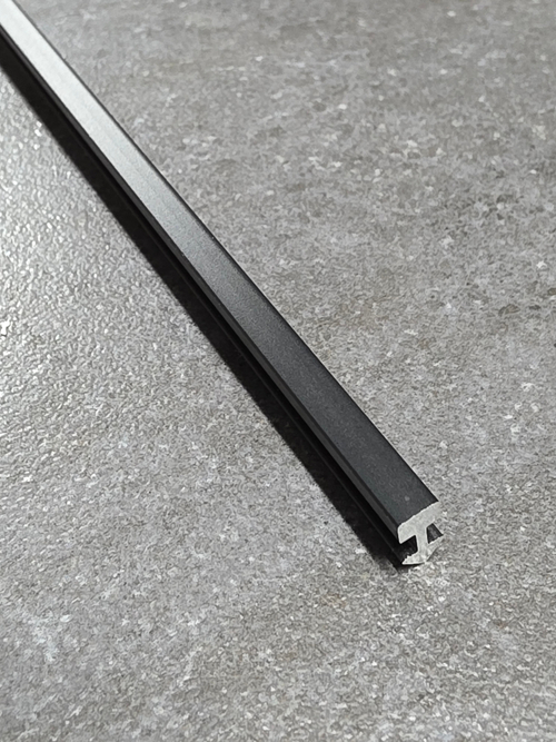 Фриз-вставка 5мм "DO-1" 2.7м Черный мат. анод. алюм.