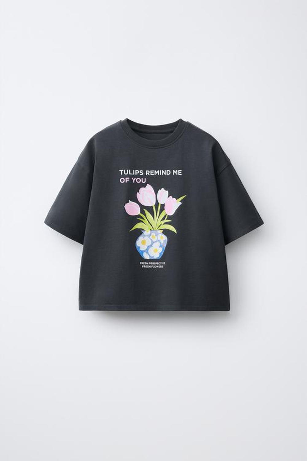 ZARA ФУТБОЛКА С ЦВЕТОЧНЫМ ПРИНТОМ, АНТРАЦИТОВО-СЕРЫЙ