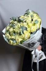 Белая Эквадорская роза