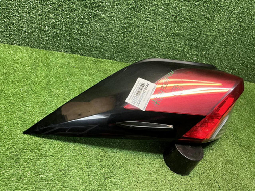 Фонарь левый внешний Toyota RAV4 5 XA50 (18-нв)