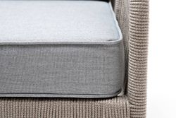 "Канны" кресло плетеное из роупа, каркас алюминий светло-серый (RAL7035) муар, роуп серый меланж круглый, ткань светло-серая