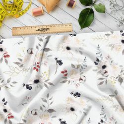 Ткань поплин нежные цветы с чёрными ягодами