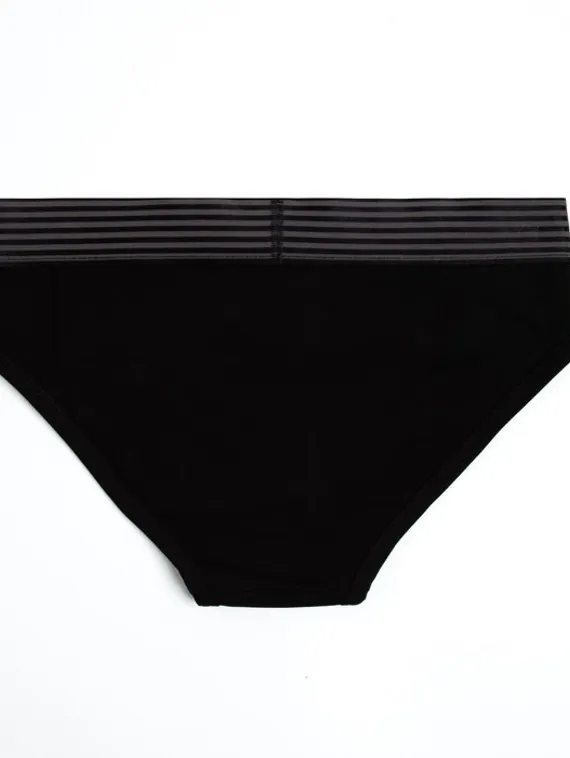 Комплект женский (топ с тонкими лямками, трусы), цвет чёрный МИКС, размер 44-46