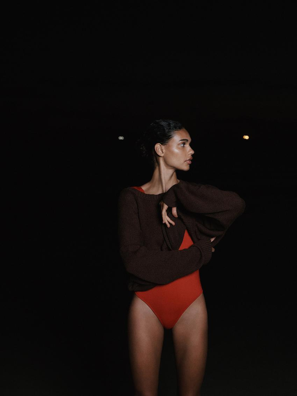 Massimo Dutti Купальник со свернутыми бретелями, красный