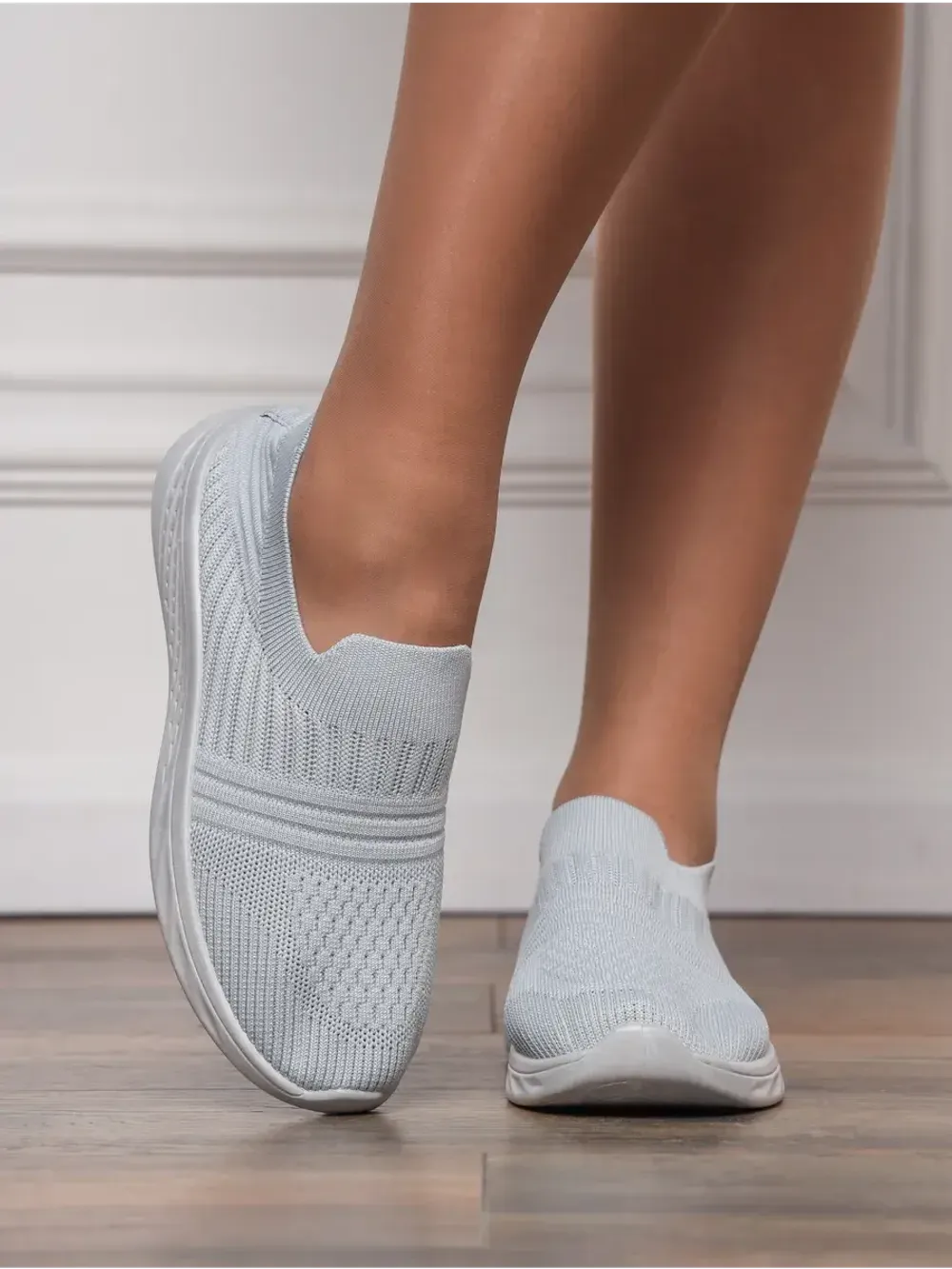 Кроссовки летние текстильные