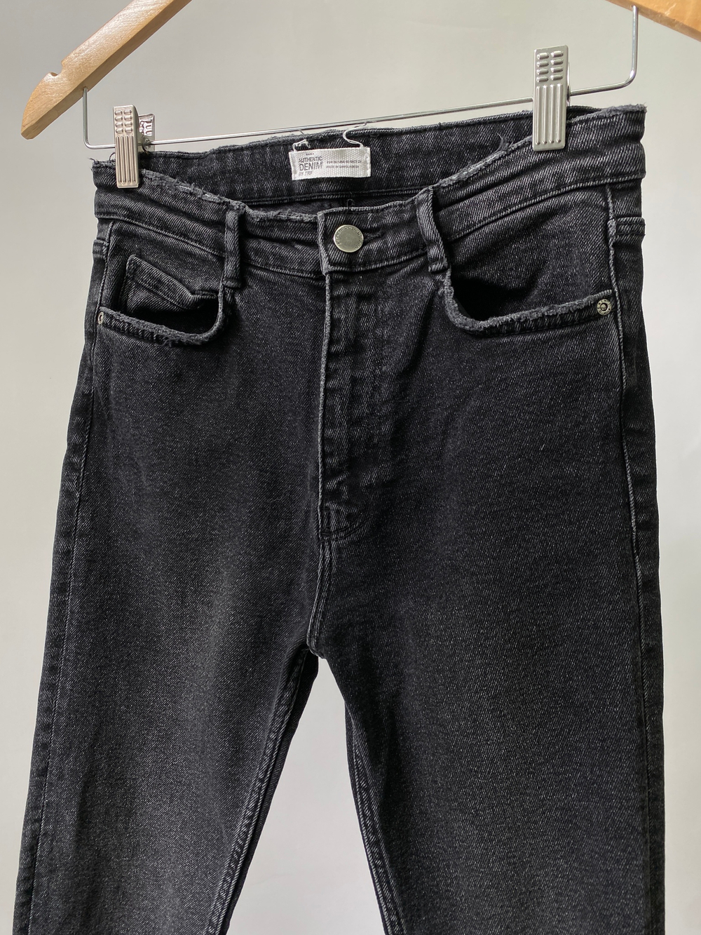Джинсы Zara
