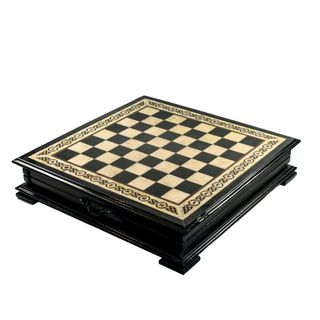 Янтарная шахматная доска-ларец 50*50 см (дуб)