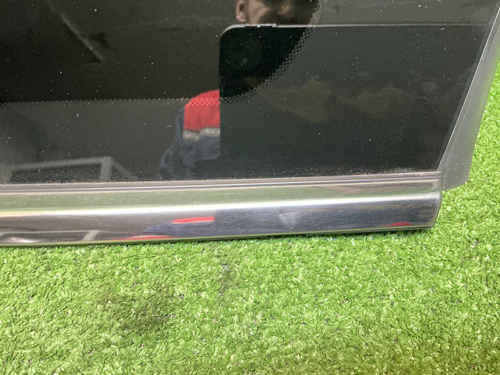 Форточка задняя правая Hyundai Santa Fe 4 TM 18-24