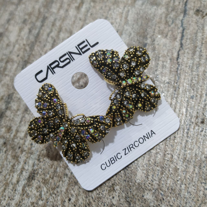 Серьги-гвоздики Бабочки стразы цвет прозрачный хамелеон металл золотистый