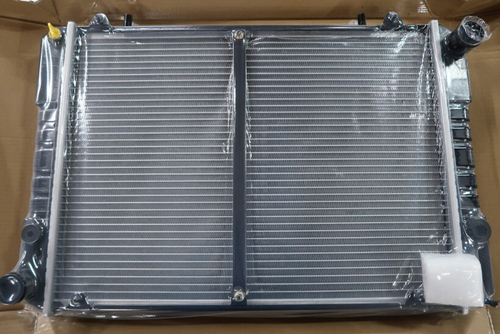 Радиатор основ. алюм. /Г-3302/ с 1999 г.в. 2-х ряд. (на штырях) паяный (TRUCKMAN)
