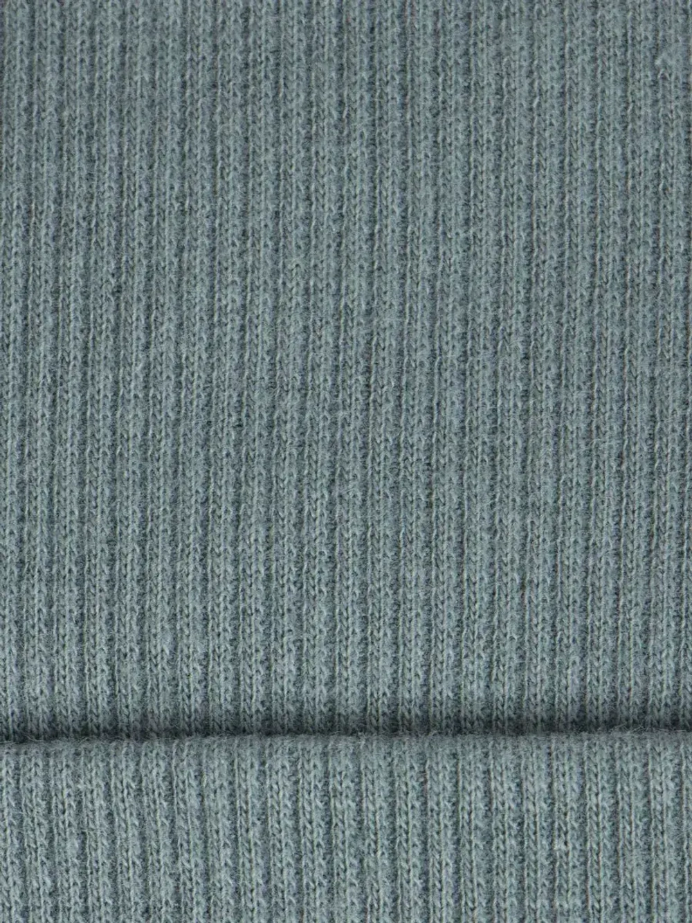 Шапка для мальчика осенняя с ушками и снуд