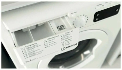 Стиральная машина Indesit IWSE 6105 L