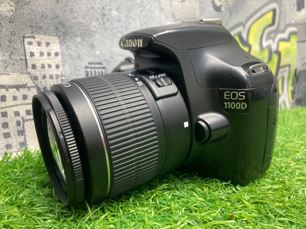 Canon 1100D kit 18-55mm 3.5-5.6 III 35.500 кадров