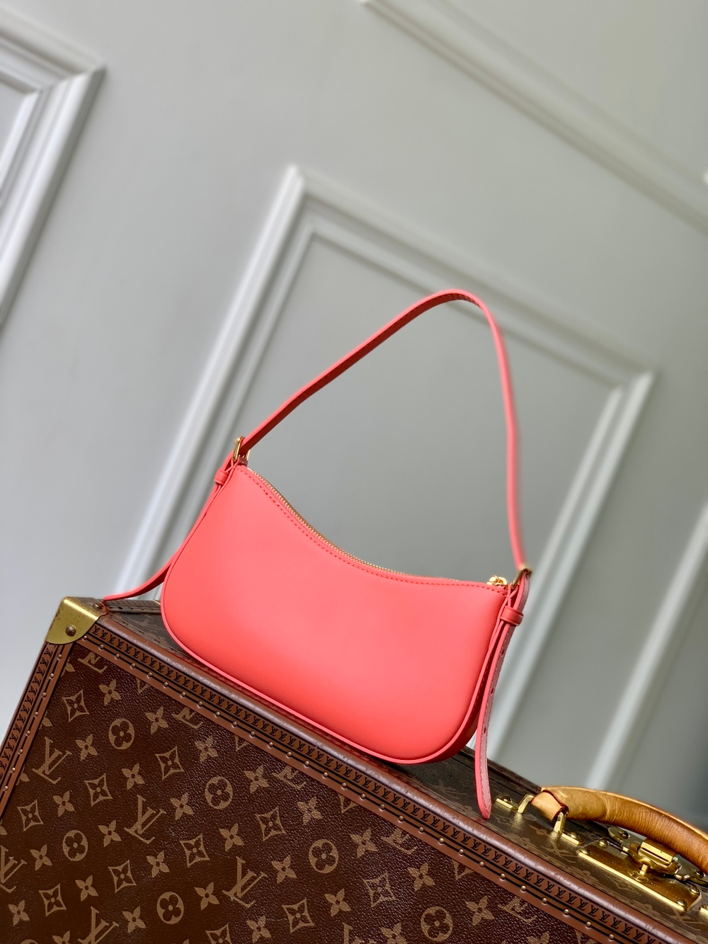 Louis Vuitton Pochette LV Bloom