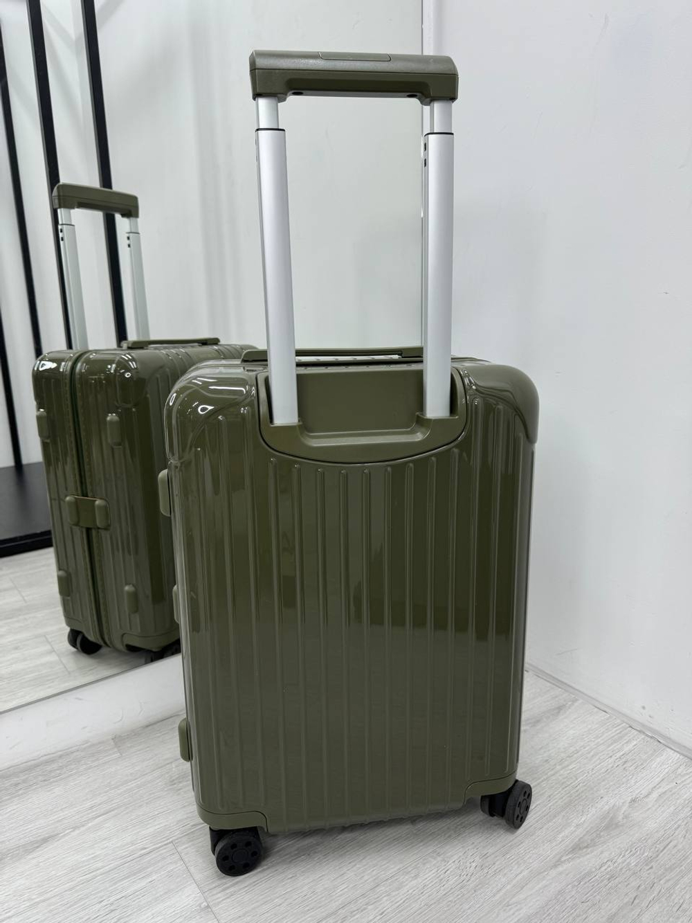 Чемодан Rimowa