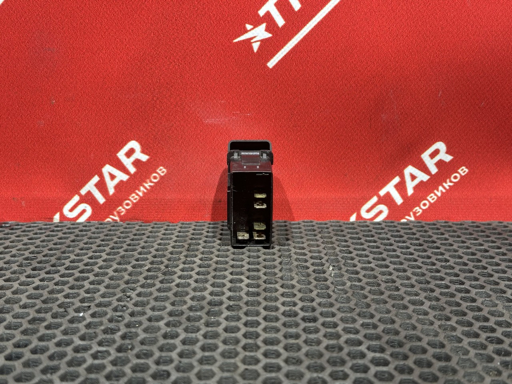 Кнопка управления подвеской