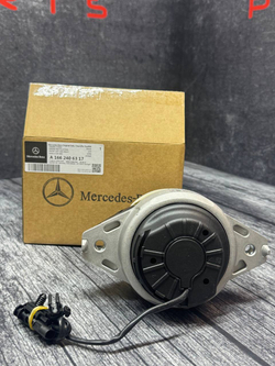 Опора двигателя правая Mercedes-Benz A1662406317