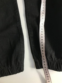 Джинсы Bershka для стильной девушки, маркировка 38 eur, визуально на 44 размер