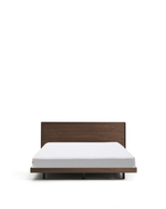 Кровать Norlen из орехового шпона с темной отделкой LED 180 x 200 см