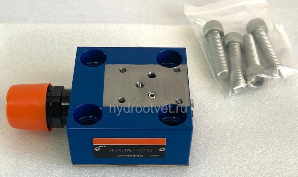 LFA25DBW2-7X/200 - Крышка для логического клапана, типоразмер Ду25 функционал - DBW2 = крышка с предохранительным клапаном с ручной настройкой с функцией разгрузки, под установку распределителя Ду6, два выхода X и Y, элемент регулировки - винт под шестигранник с защитным колпачком, диапазон настройки давления до 200 бар, уплотнение NBR