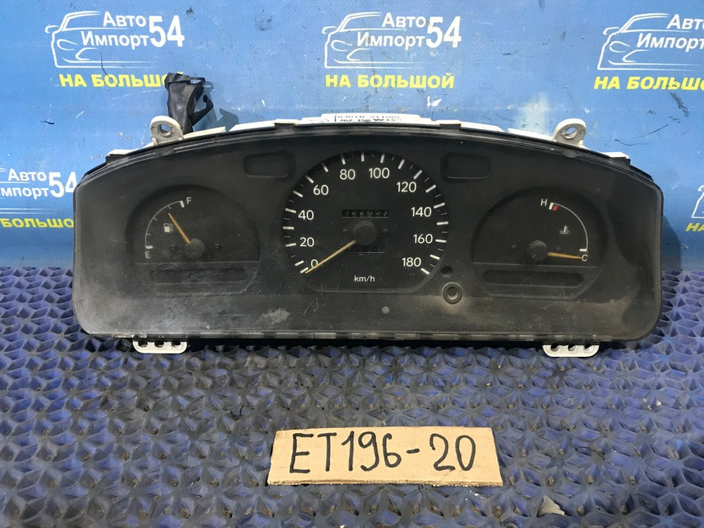 Щиток приборов TOYOTA CALDINA 1996