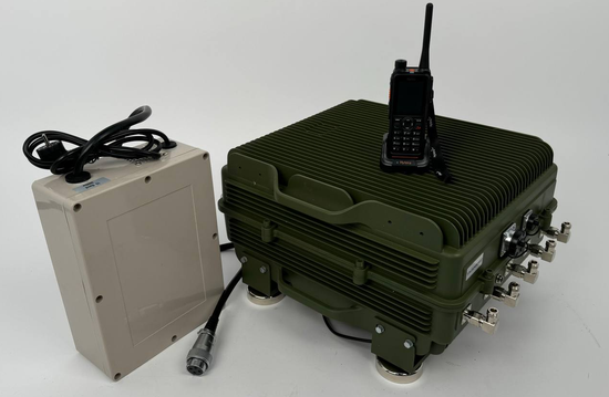 Подавитель БПЛА и FPV-дронов Герань-10 автомобильный 500Вт 10 каналов 400-5900 МГц с выносными магнитными антеннами