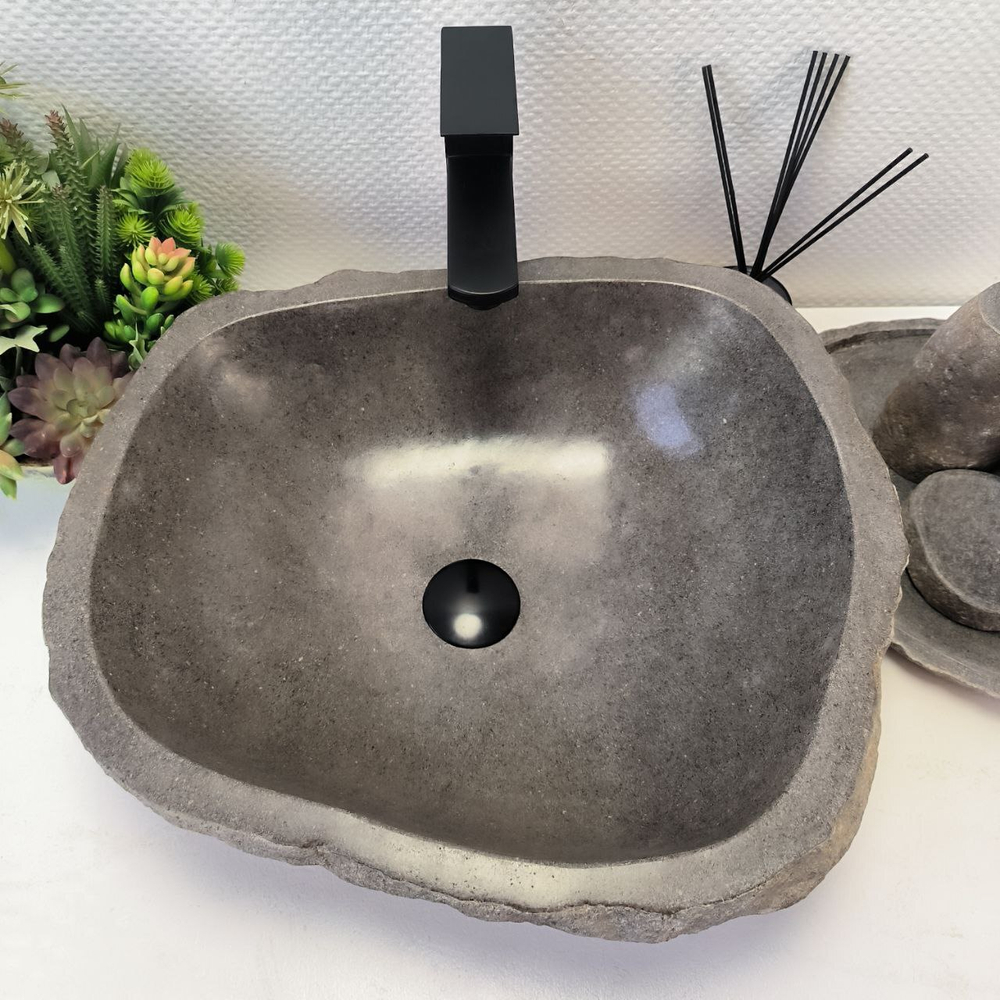 Раковина из речного камня RS-63874 (50*43*16) 0123